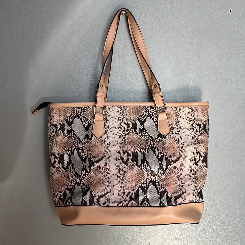 Womens Snakeskin handbag